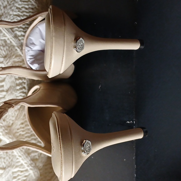 Karl Lagerfeld Paris size 11 - Picture 3 of 5